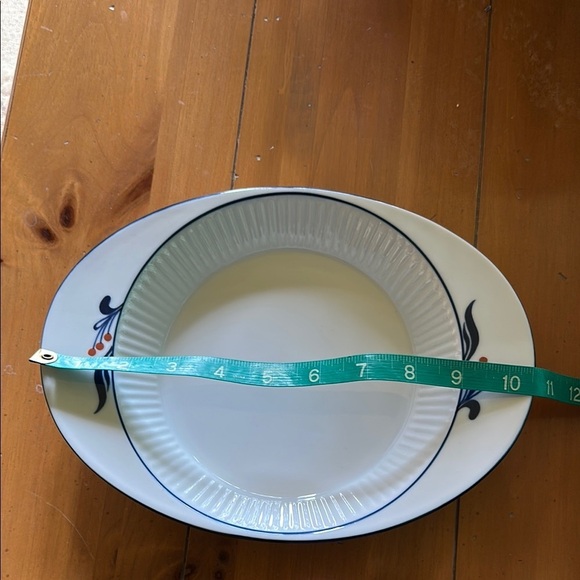 Dansk Bistro serving casserole bowl - Picture 2 of 3